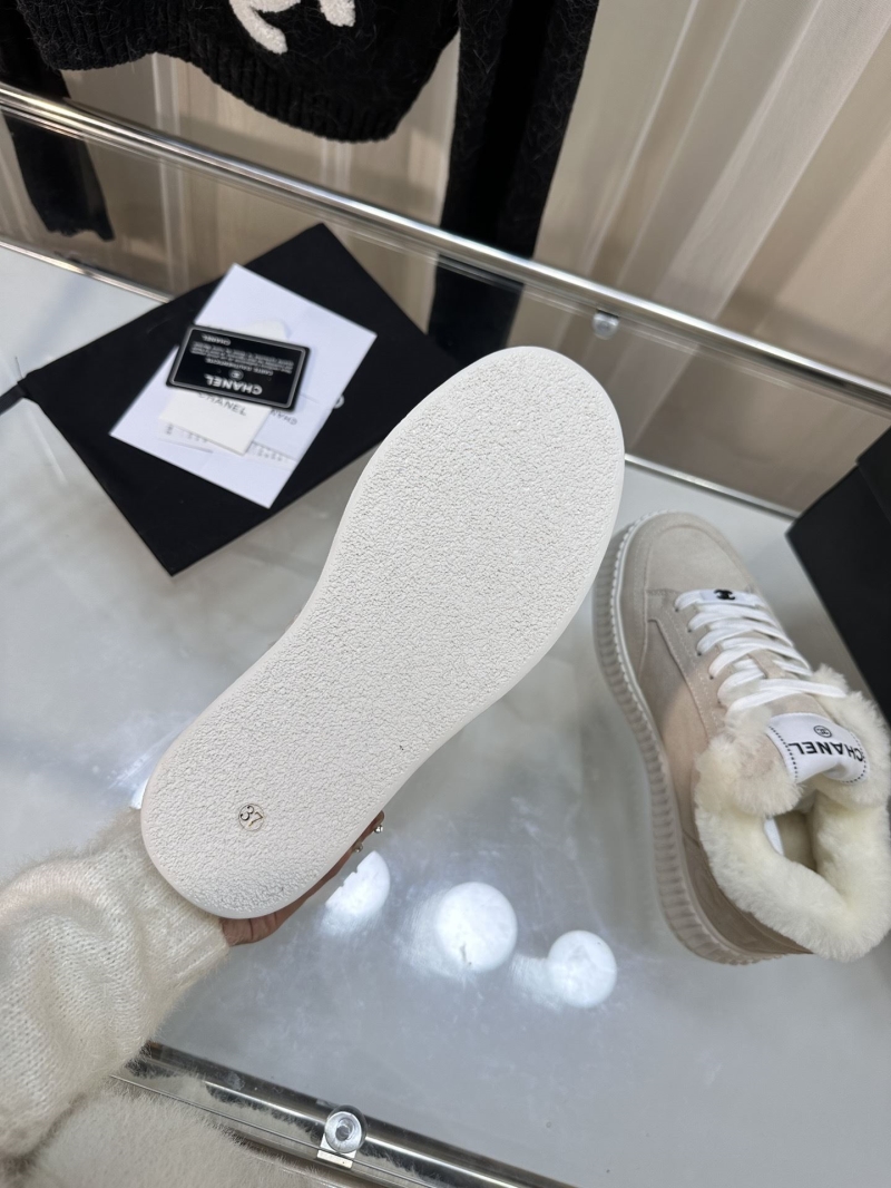Ch**el sport shoes
